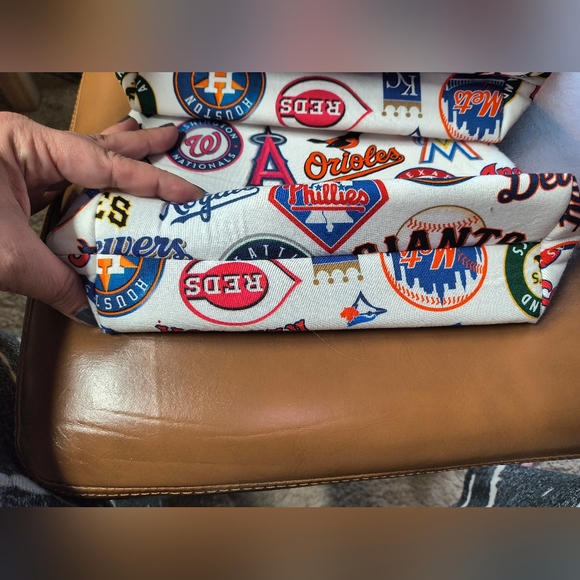 MLB Traditions Cotton Clutch/Makeup Bag - Picture 6 of 8